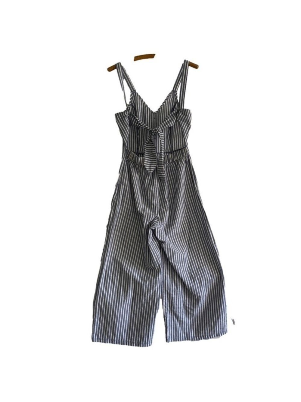 Rachel Roy Jumpsuit Cropped Blue and White Stripe Womens Size 6 - Picture 4 of 7